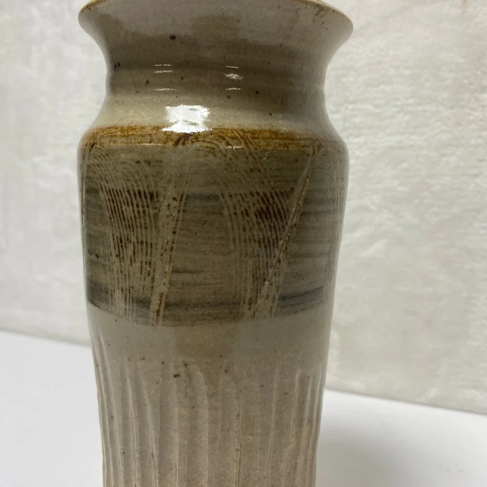 Stoneware Signed Vase Beige‎ Earthy Glaze Textured Vertical Lines Art Pottery